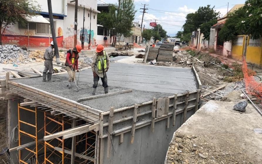 Canal pluvial Luis Echeverría